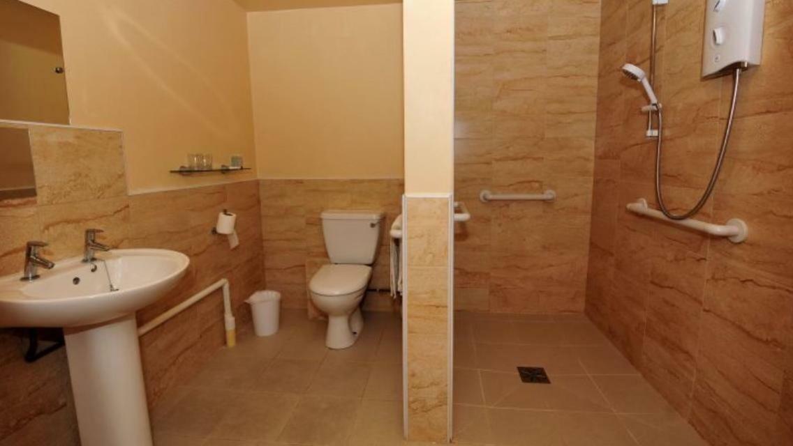 Chevin End Guest House Отли Экстерьер фото